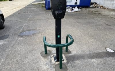 Terrassement : pose barrière de sécurité