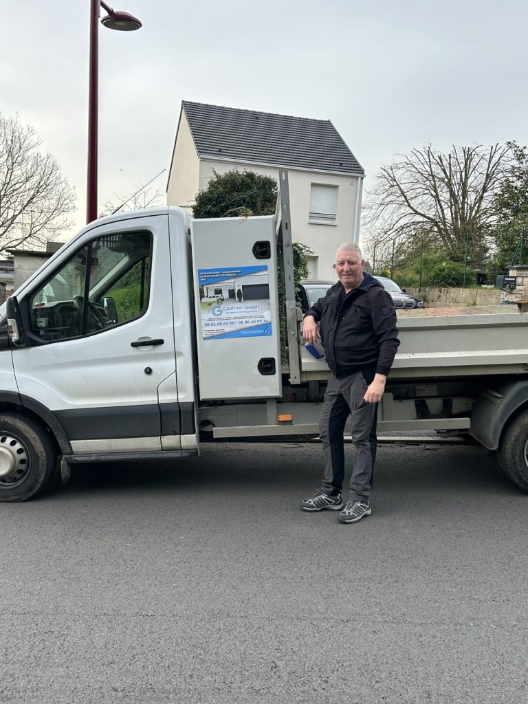 Joseph Gauthier Terrassement maçon location mini pelle avec chauffeur / conducteur permis CACE